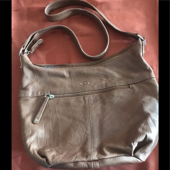 EUC Stone Mountain Handbag. Buttery soft leather. Brown w/silver hardware. - Picture 2 of 7